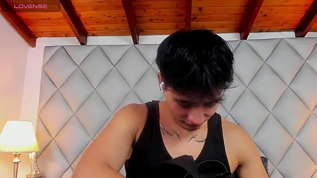 Clement Reyes online show from 12-18-25, 12:38