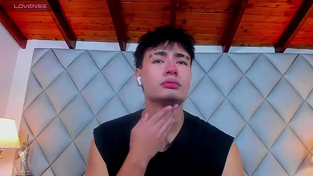 Clement Reyes online show from 12-03-25, 12:48