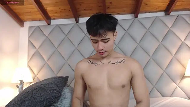 Clement Reyes online show from 09-27-25, 12:55