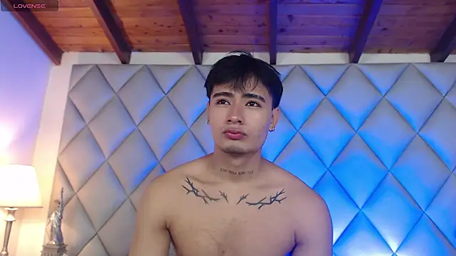 Clement Reyes online show from 11-11-25, 12:55