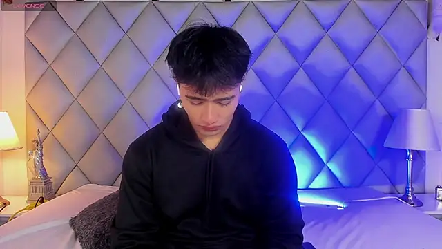 Clement Reyes online show from 11-15-25, 01:26