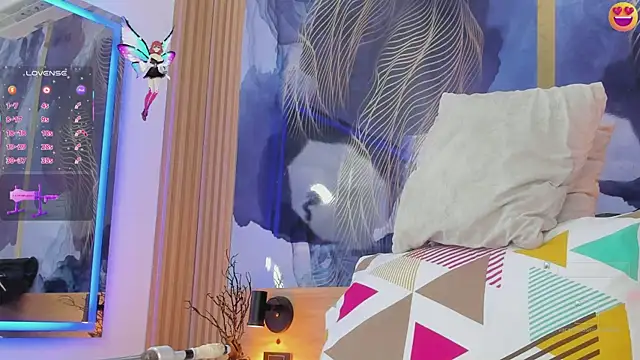 Snapshot of Anabacker01 chatting on 11-18-25, 07:28 Anabacker01 online show from 11-18-25, 07:28