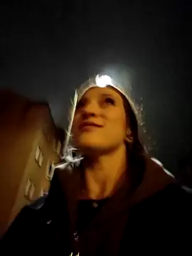 laradoom online show from 10-20-25, 03:41