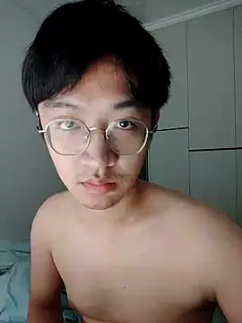 Snapshot of jiisonM chatting on 09-19-25, 12:53 jiisonM online show from 09-19-25, 12:53