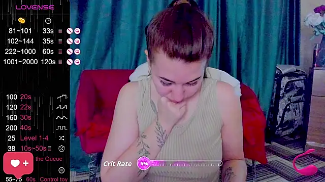 Snapshot of LillyLover_ chatting on 10-24-25, 01:04 LillyLover online show from 10-24-25, 01:04