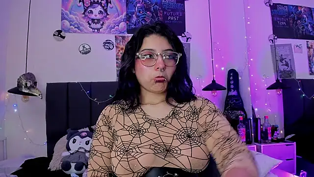 SabrinaV  online show from 04-14-26, 11:26