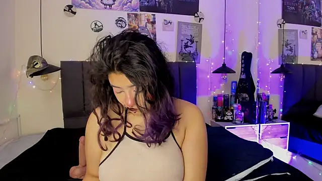 Snapshot of SabrinaV_ chatting on 06-26-26, 11:27 SabrinaV online show from 06-26-26, 11:27