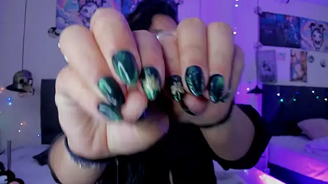 SabrinaV  online show from 03-26-26, 11:30