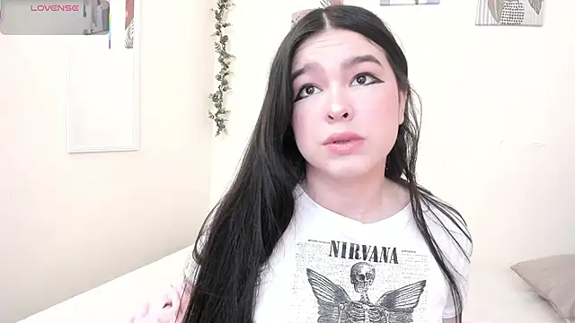 Dulcee 1 online show from 11-18-25, 11:02