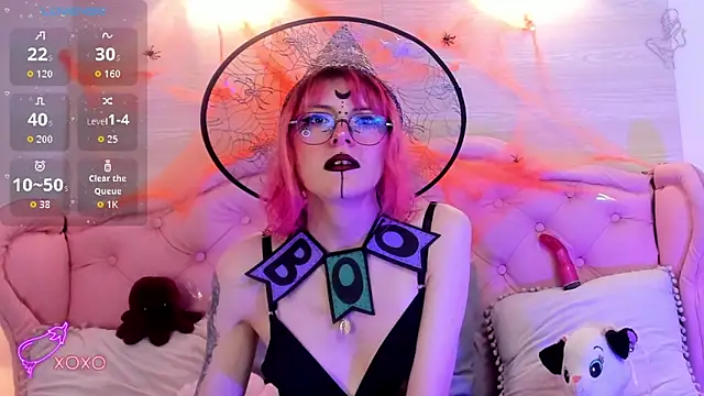 Snapshot of Rossiie_Hunt_ chatting on 10-11-25, 04:30 Rossiie Hunt online show from 10-11-25, 04:30