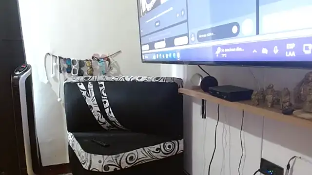 emilywhite48 online show from 09-19-25, 02:32