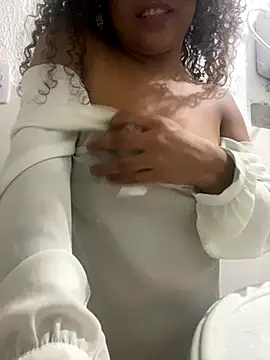 seusegredo    online show from 11-02-25, 02:16