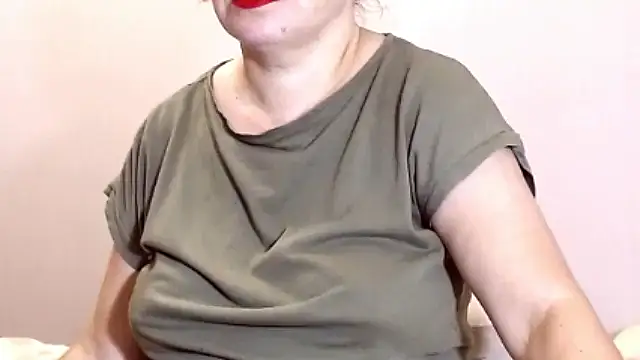 Snapshot of NastyAssxx chatting on 06-25-26, 06:35 NastyAssxx online show from 06-25-26, 06:35