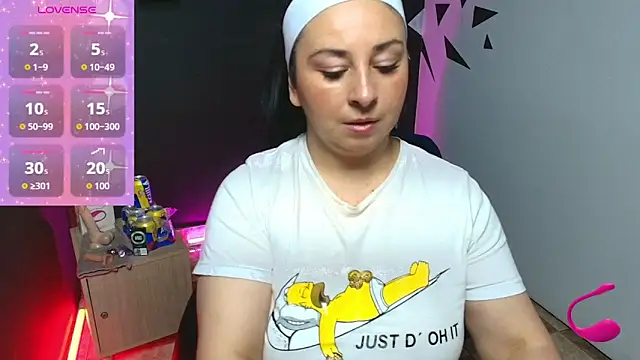 AgataThompson  online show from 09-27-25, 07:09