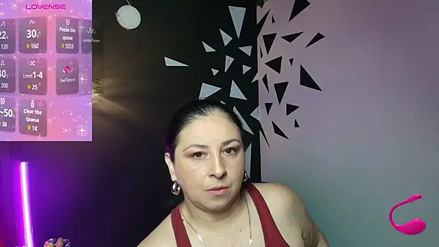 AgataThompson  online show from 10-09-25, 07:36