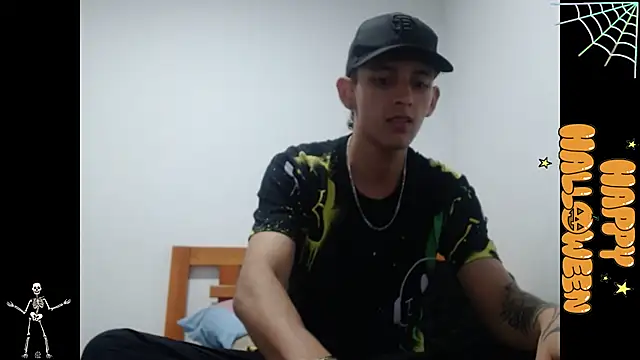 NicoFlame0907 online show from 10-28-25, 04:35