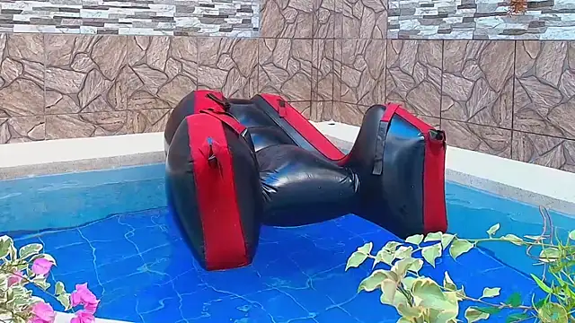 Selenegomezz online show from 10-17-25, 08:32