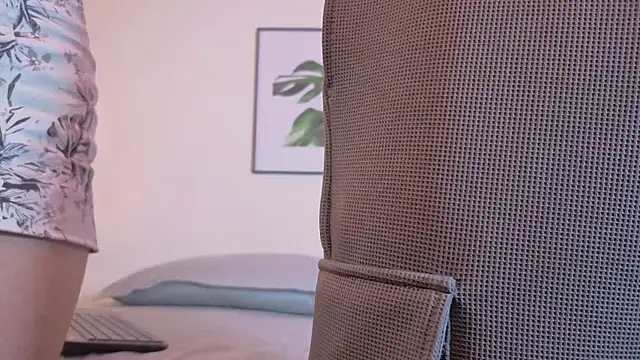 afrodita aares online show from 04-15-26, 07:40