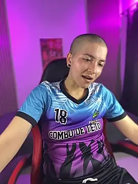 nicocoox online show from 04-11-26, 11:30