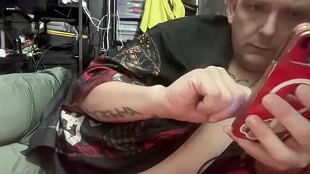 lickyluke17 online show from 10-09-25, 12:28