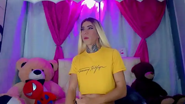 Julia Bulette1 online show from 03-10-26, 02:26