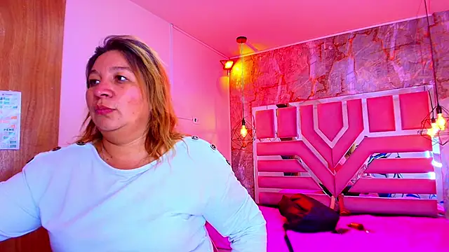 MaylinRosse  online show from 12-18-25, 07:07