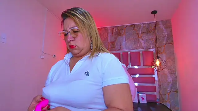 MaylinRosse  online show from 11-18-25, 07:28