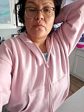 Snapshot of sw33th3art chatting on 11-29-25, 03:56 sw33th3art online show from 11-29-25, 03:56