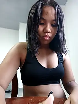 little onixx online show from 02-15-26, 12:15