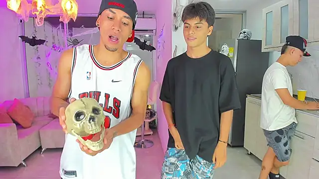 Houseofwarrios online show from 09-24-25, 05:58