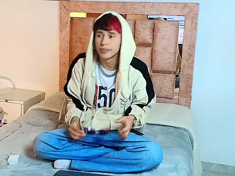 DemianSalvatore online show from 11-29-25, 09:04