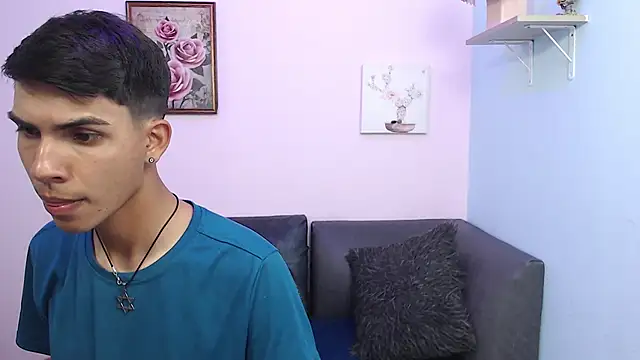 David 925  online show from 10-10-25, 03:40