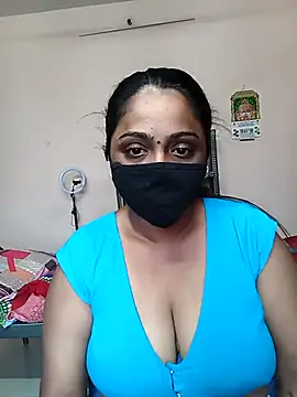 queendivya online show from 04-15-26, 01:00