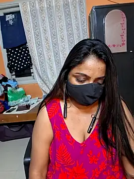 queendivya online show from 05-29-26, 01:39