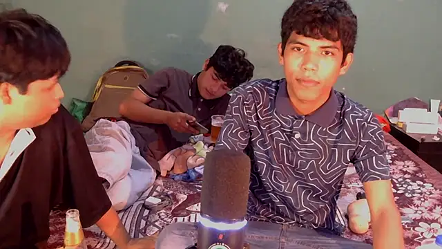 P4NT0J4 online show from 03-22-26, 08:43