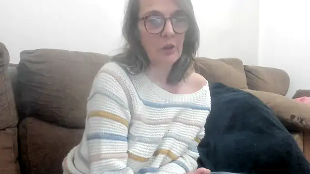 Kkate0000 online show from 12-24-24, 10:49