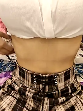 Snapshot of Sweets-jaanu chatting on 11-04-25, 06:39 Sweets-jaanu online show from 11-04-25, 06:39