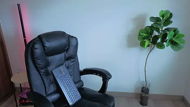 amyross s1 online show from 10-15-25, 04:48