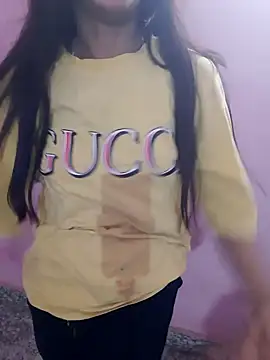 Snapshot of Baby_girl67 chatting on 10-28-25, 06:12 Baby girl67 online show from 10-28-25, 06:12