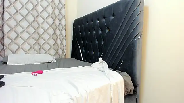 Pretty Ebony Doll online show from 05-02-26, 03:12