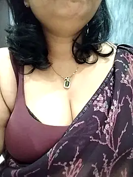 divya-jannu online show from 11-08-25, 08:12