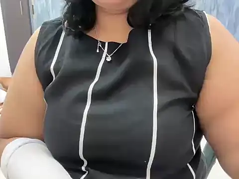 divya-jannu online show from 10-08-25, 01:56