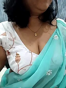 divya-jannu online show from 10-20-25, 07:03