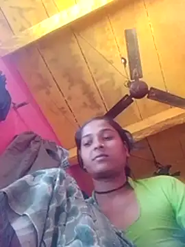 Snapshot of Hot_reshmaji chatting on 03-04-26, 06:32 Hot reshmaji online show from 03-04-26, 06:32