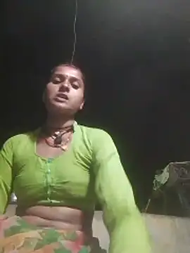 Snapshot of Hot_reshmaji chatting on 06-08-26, 03:01 Hot reshmaji online show from 06-08-26, 03:01