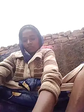 Snapshot of Hot_reshmaji chatting on 02-01-26, 03:05 Hot reshmaji online show from 02-01-26, 03:05