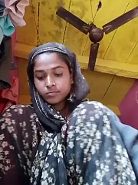 Snapshot of Hot_reshmaji chatting on 02-19-26, 03:03 Hot reshmaji online show from 02-19-26, 03:03