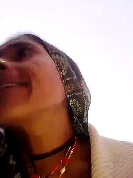 Snapshot of Hot_reshmaji chatting on 02-08-26, 01:14 Hot reshmaji online show from 02-08-26, 01:14