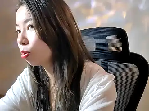 sallycui online show from 09-24-25, 01:35