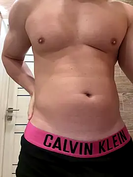 Magic-love1 online show from 12-18-25, 08:41